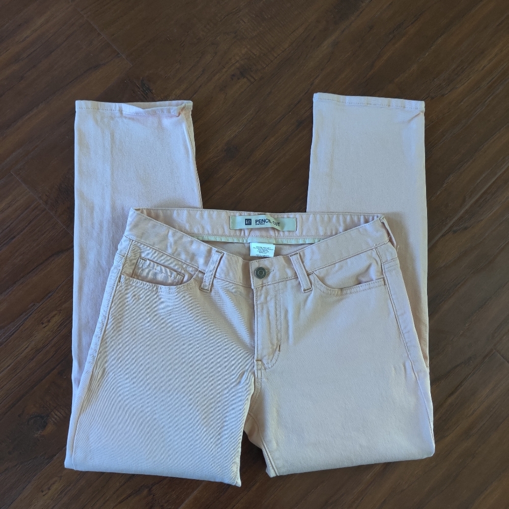 GAP Beautiful Light Peach Pencil Cut Jeans